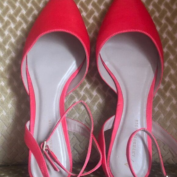 By Anthropologie Ankle-Wrap Adjustable Strap Pointy Toe Cherry Red Kitten Flats - Picture 7 of 16